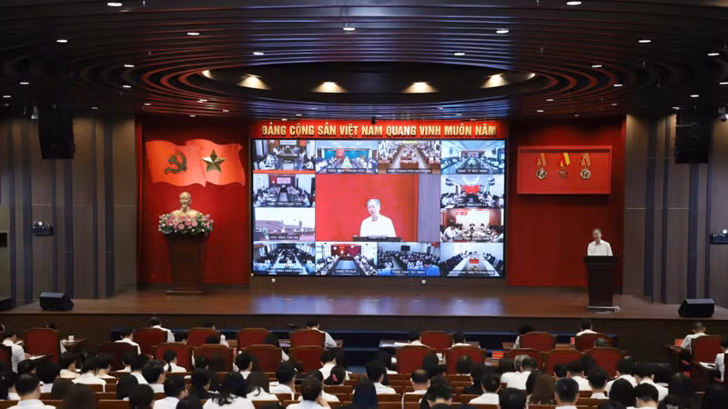 Vietnam Supreme People's Court Emphasizes National Assembly Resolution, Strengthening Public Duty and Leadership Accountability