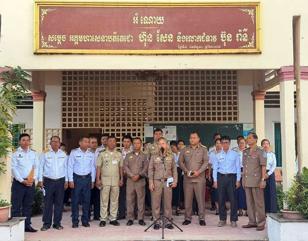 Cambodia: Tram Kak District Governor Educates Students on Law and Social Safety