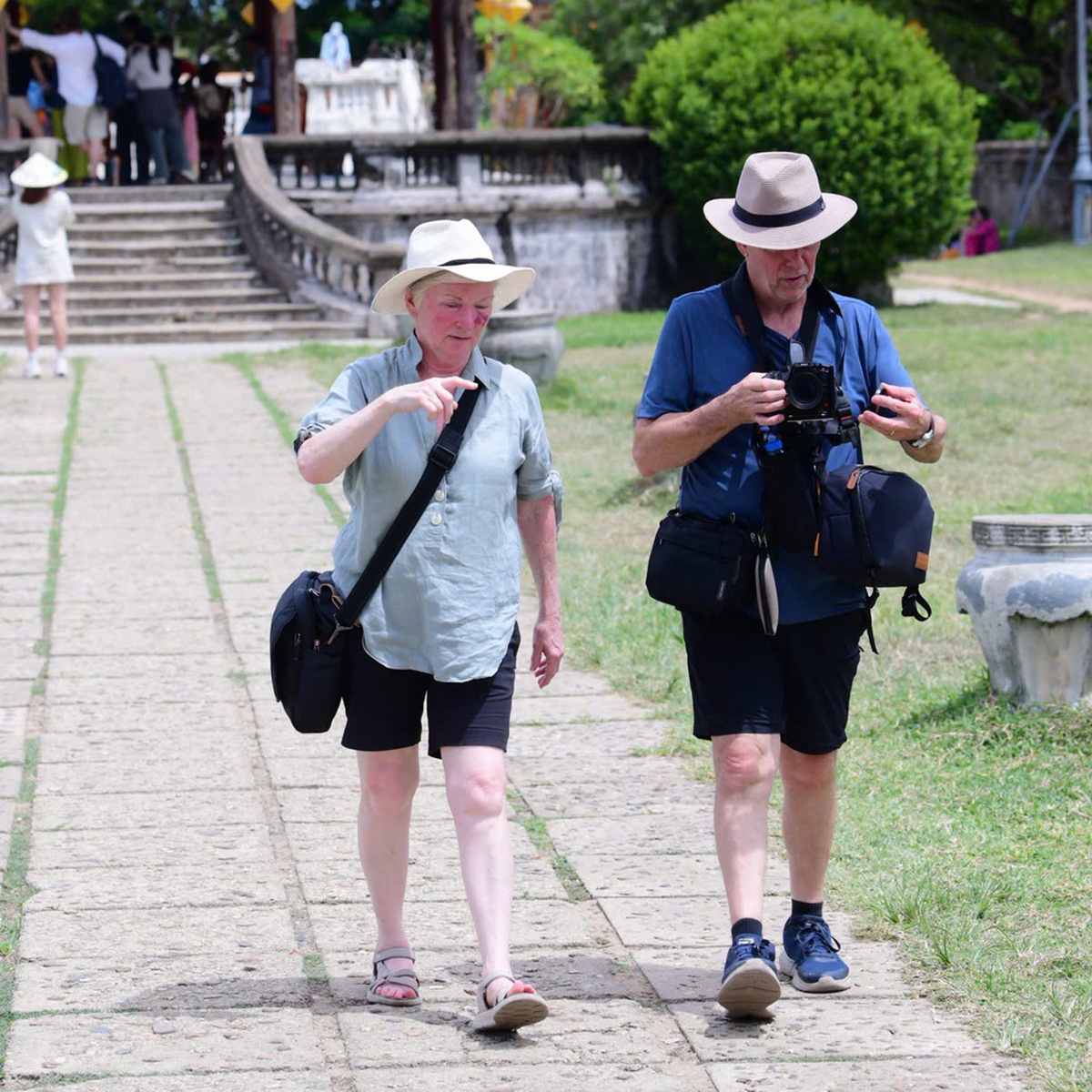 Vietnam Faces Intense Heat and Evening Thunderstorms, Raising Concerns for Agriculture and Infrastructure