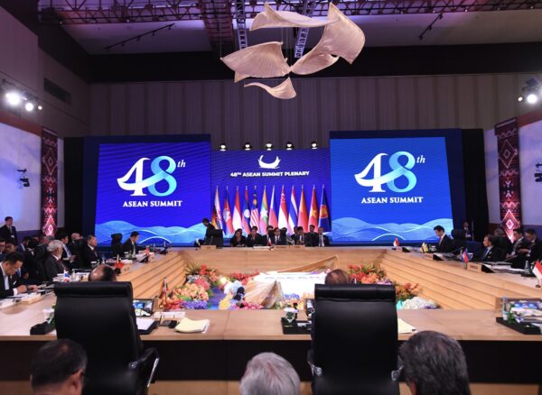 ASEAN Leaders Call For Middle East Calm, Reopening of Strait of Hormuz