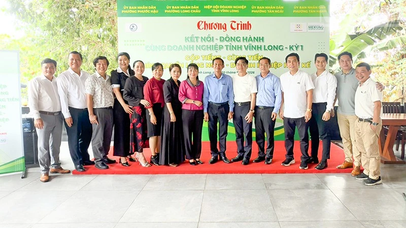 Vinh Long Province Hosts First 'Connecting and Accompanying Businesses' Conference to Boost Local Economy