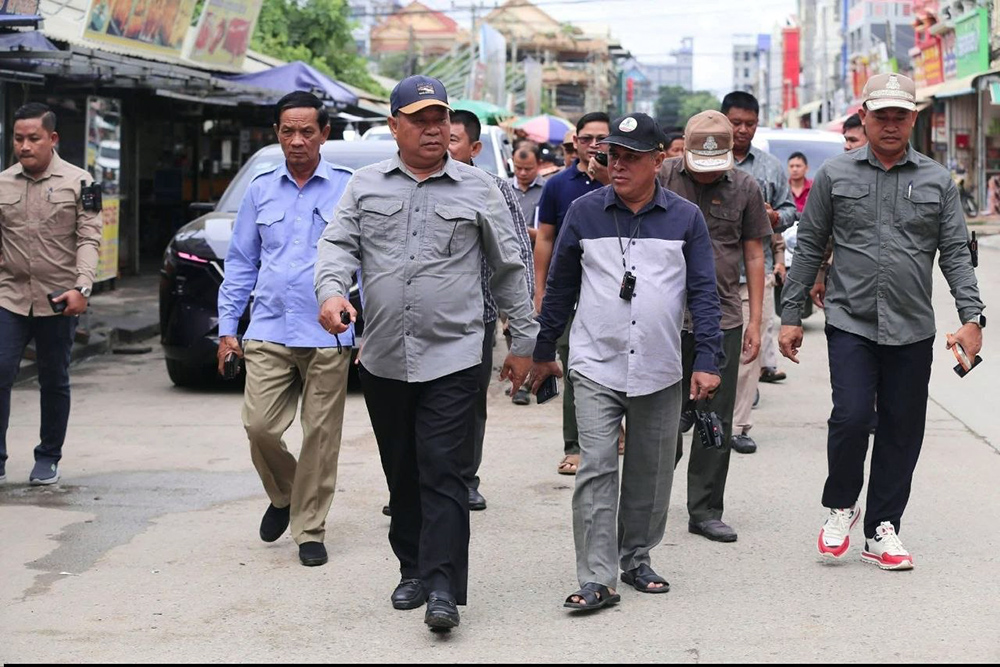 Poipet Authorities Ban Thai Frozen Goods, Restrict Thai Baht Displays to Boost National Products