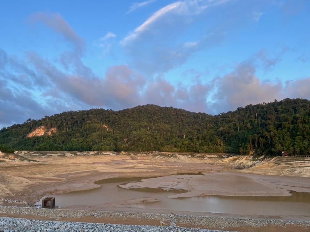 タイ南部の貯水池、水不足深刻化 灌漑局が節水を呼びかけ