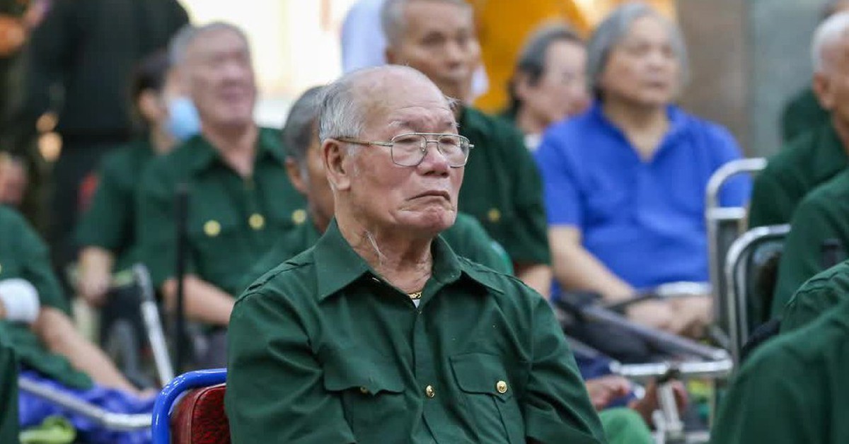 Vietnam Proposes Increase in Benefits for Meritorious Citizens and Updates on Industrial Developments