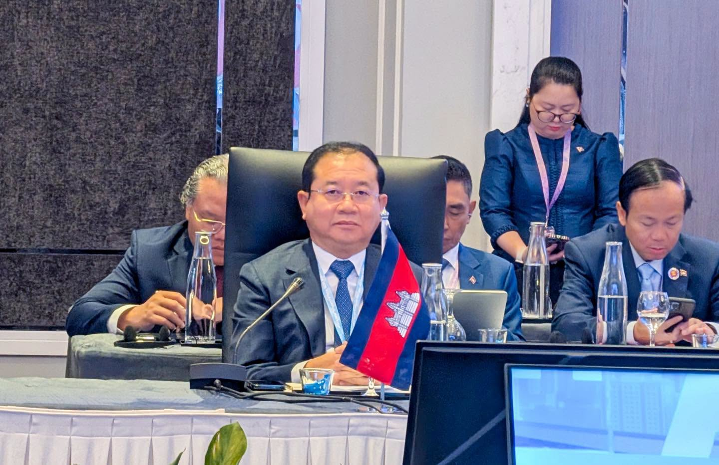 Cambodia Outlines Three Priorities for ASEAN-China Health Cooperation