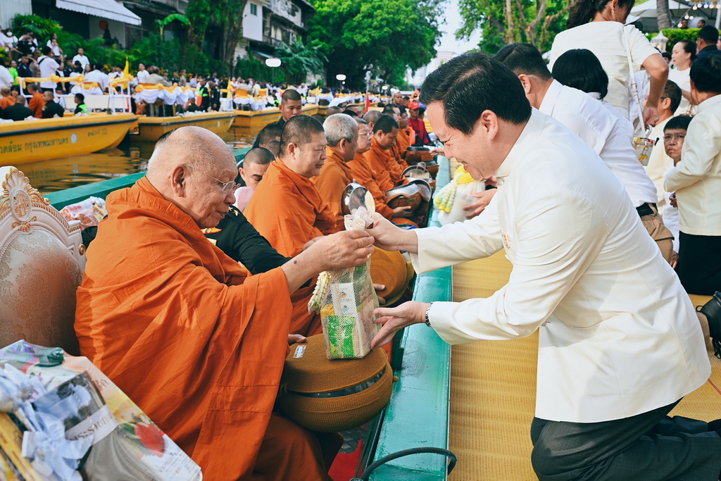 ThaiBev Joins Royal Birthday Commemorative Event