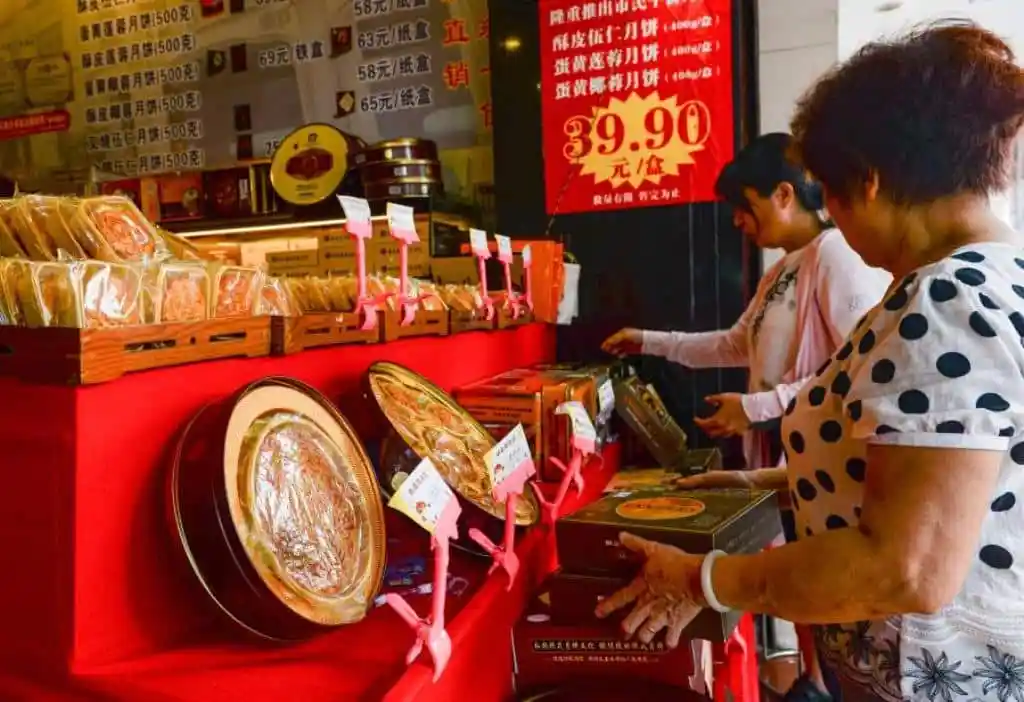 Thailand Faces Rising Import Dependence Amid Economic Slowdown