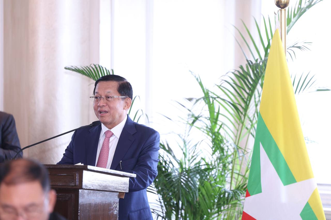 Myanmar and India discuss trade target of $5 billion