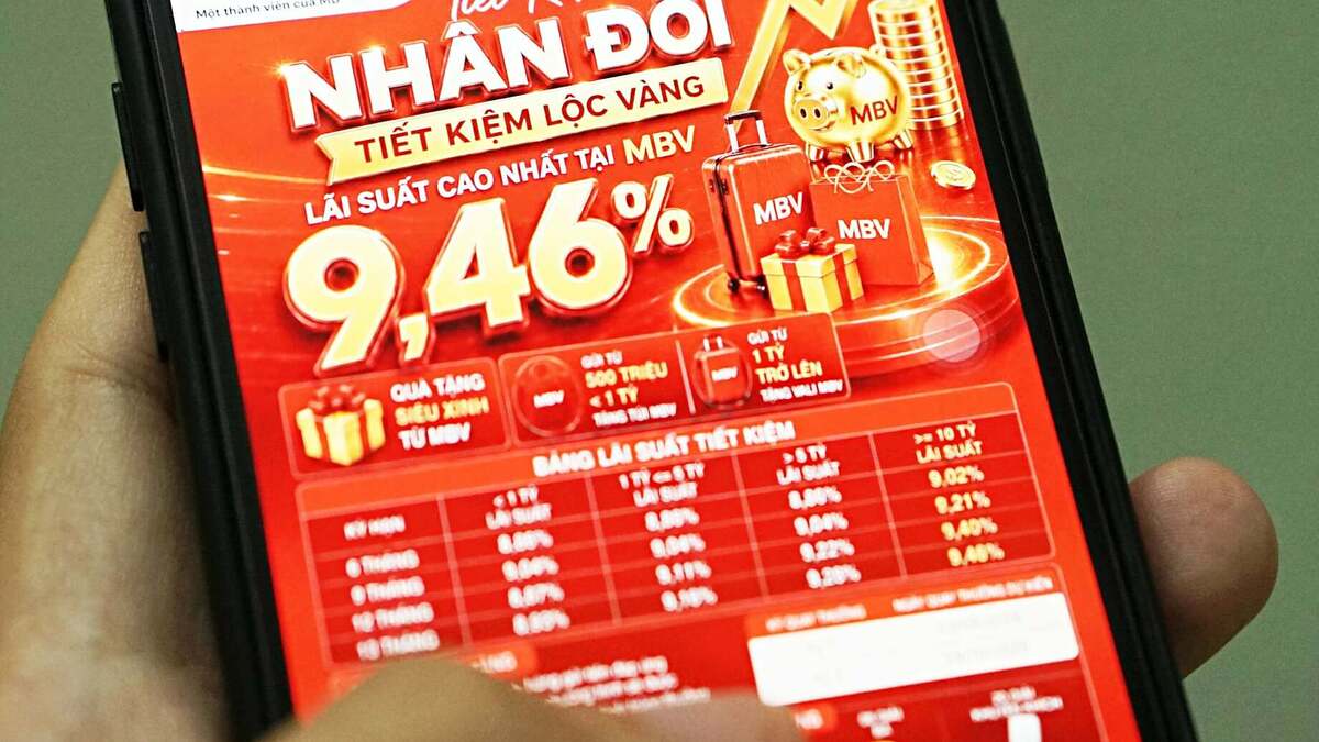 ベトナム、預金獲得競争激化 銀行員はノルマ達成に奔走