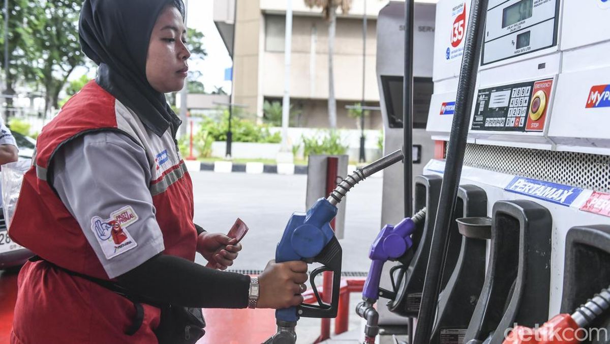 Indonesia Significantly Raises Non-Subsidized Fuel Prices, Sparking Public Concern