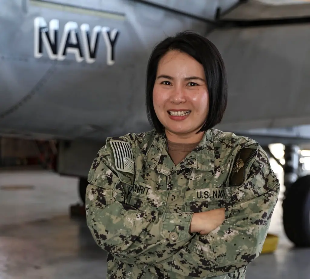 タイ出身の海軍兵、米海軍のF-35C支援で活躍