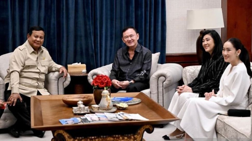 プラボウォ大統領、タイ元首相タクシン氏とその娘パトンタン氏と会談