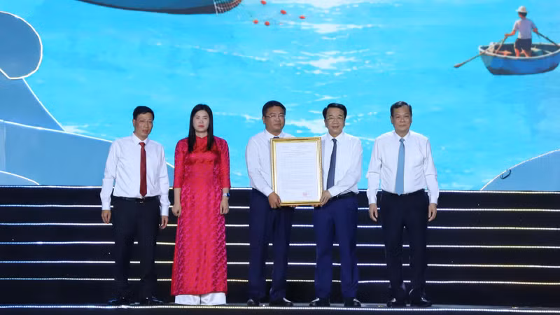 Ninh Bình、ギアーニン観光地ブランド発表、地域観光振興へ