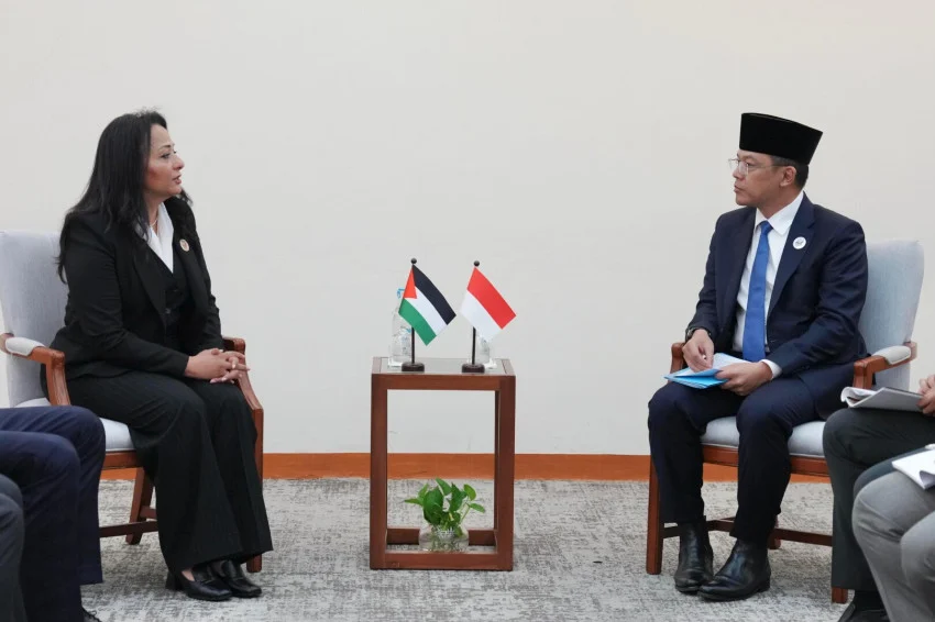 インドネシア外相、パレスチナ相と会談 ガザ復興と独立への支持を表明