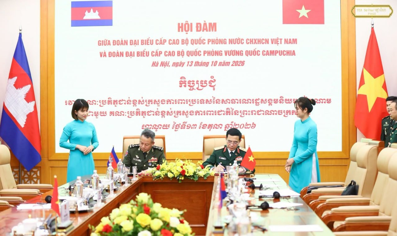 Cambodian and Vietnamese Defense Ministers Sign 2027 Cooperation Plan