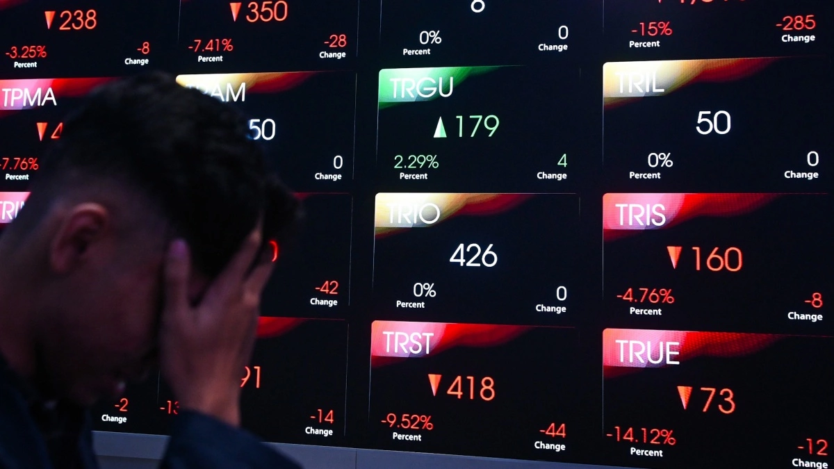 Indonesian Stocks See Brisk Trading Despite IHSG Plunge, Foreign Selling Persists