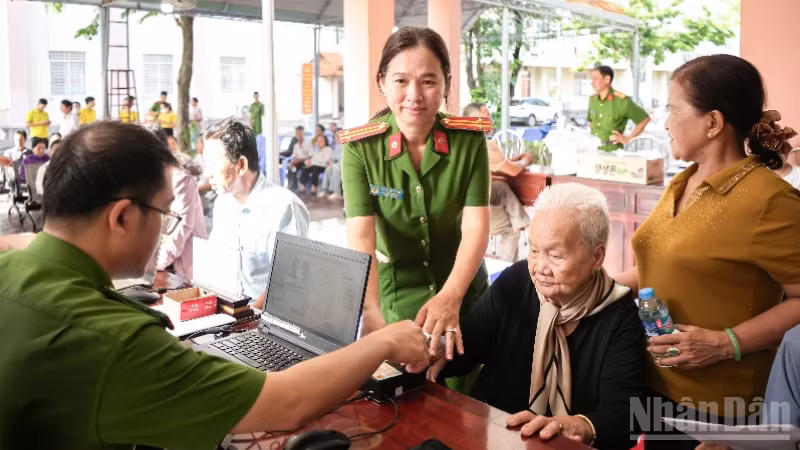Vietnam Enhances Support for Families of Unidentified Fallen Soldiers Through DNA Identification
