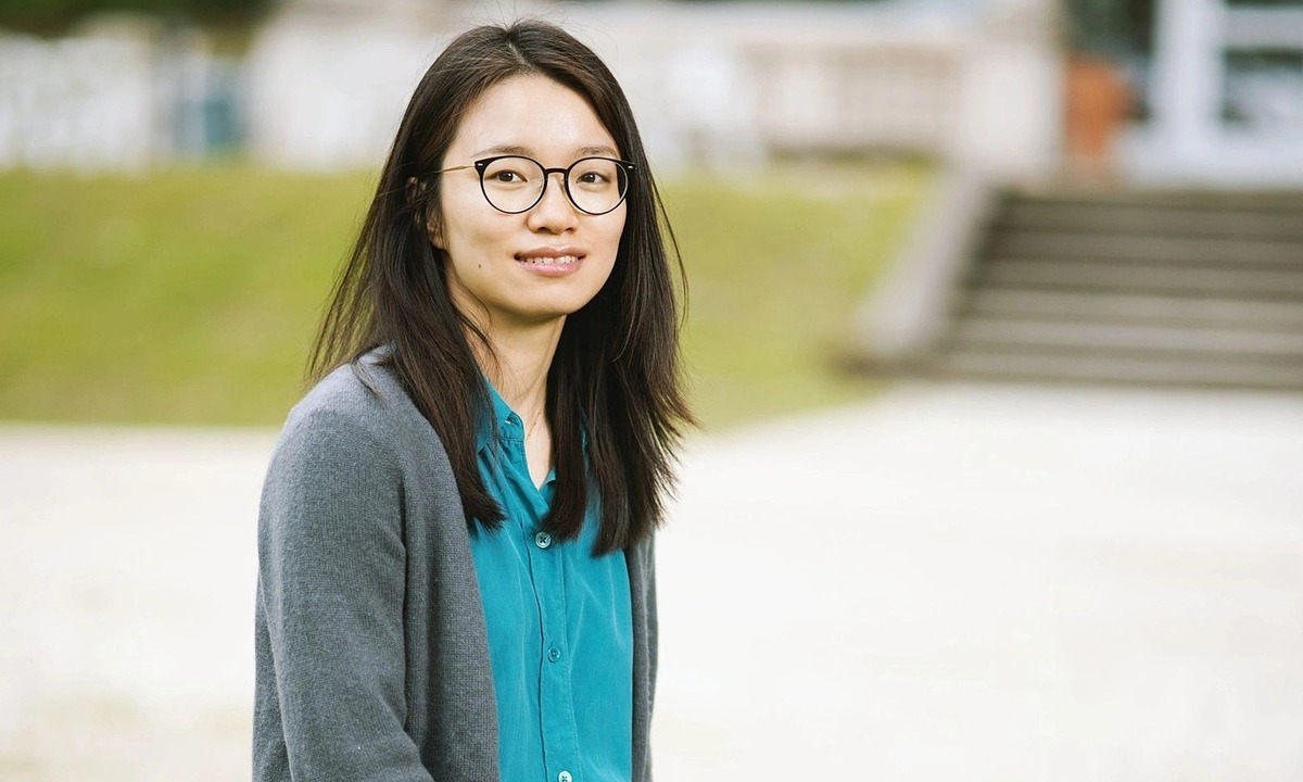 Chinese Math Prodigy Wang Hong Lands NYU's Top Professorship at 35