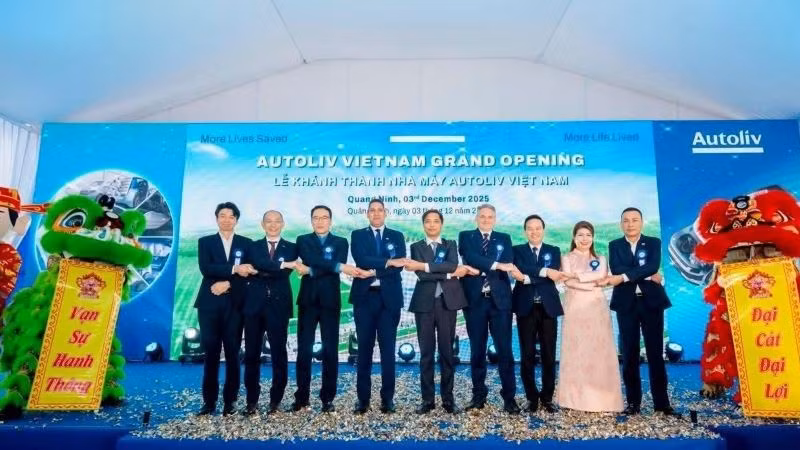Vietnam Pursues Multifaceted Approach to Maintain Investment Appeal