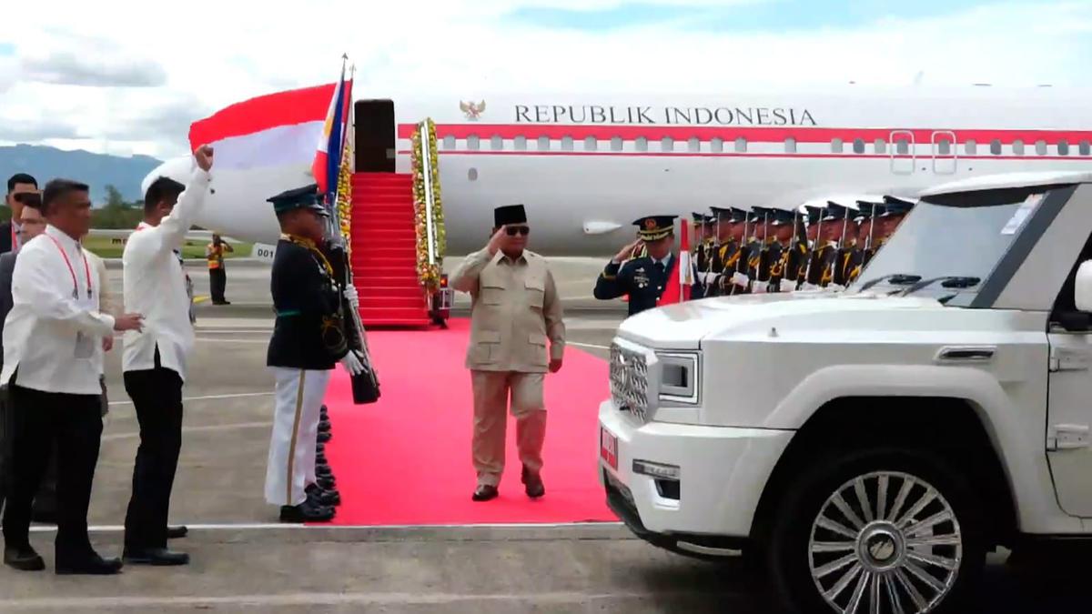 プラボウォ大統領、ASEAN首脳会議で初の国産車「Maung」を海外公務で使用