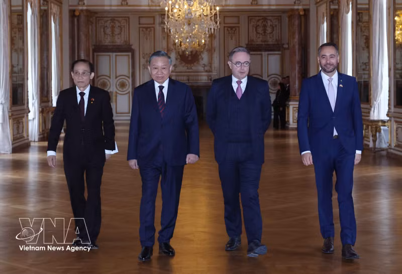 ベトナム最高指導者、ベルギー首相と会談 国交強化へ