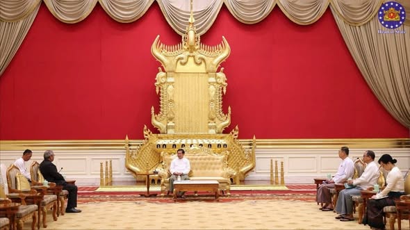 President U Min Aung Hlaing meets with BIMSTEC Secretary General and delegation