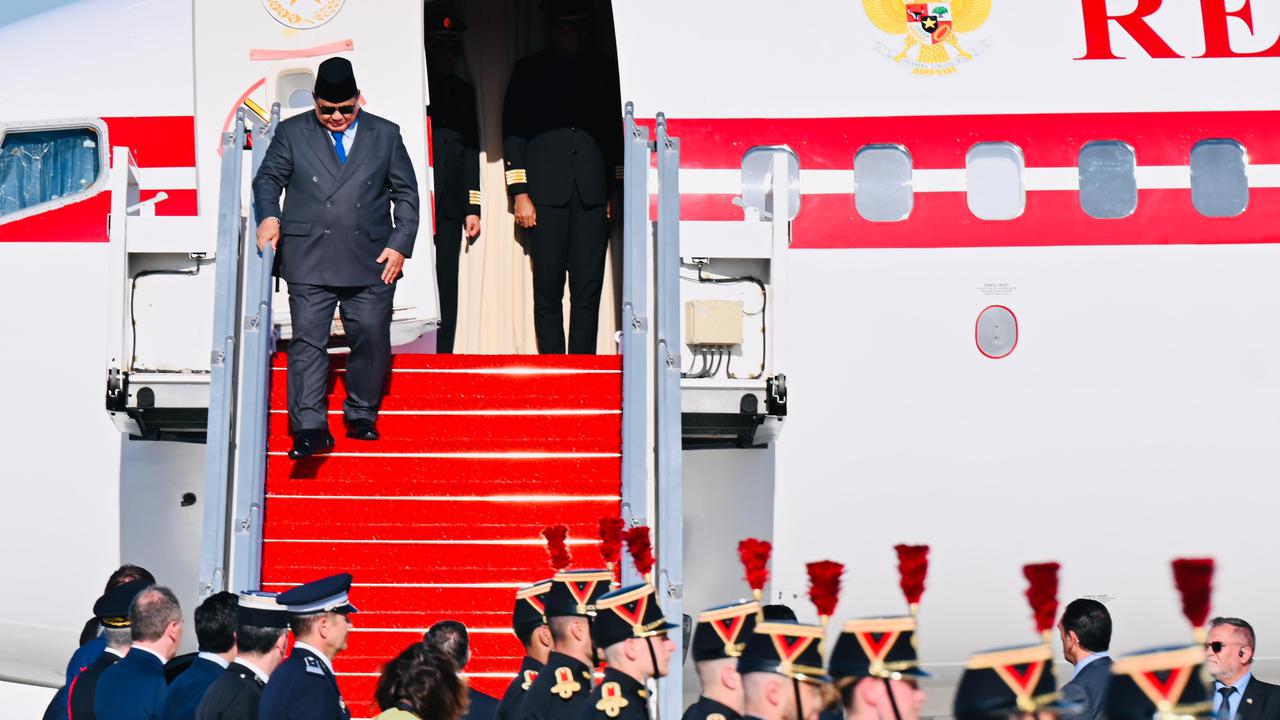 プラボウォ大統領、マクロン仏大統領とパリで会談、戦略的パートナーシップ強化へ
