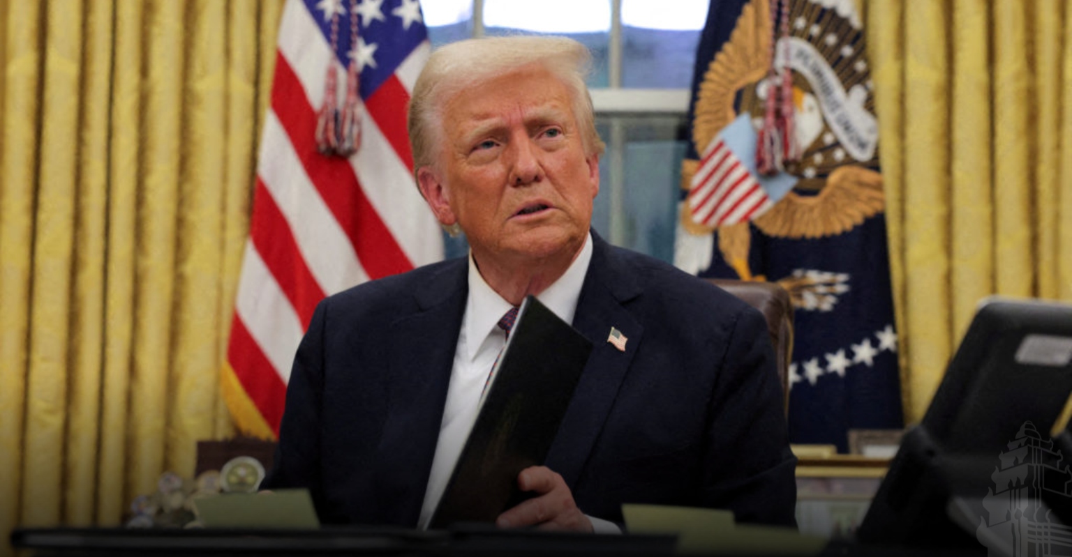 US President: Iran 'strongly wants' talks, but military option 'ready'