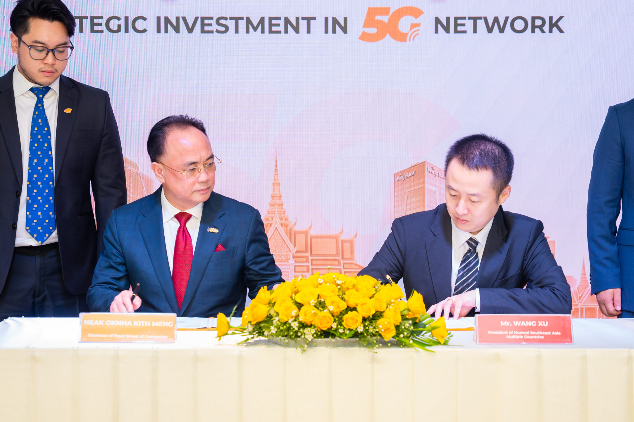 Cellcard Partners with Huawei for $300 Million Investment to Boost 5G and AI Infrastructure