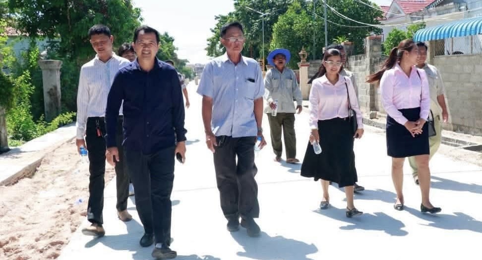 Cambodia's Takeo Province Inspects Road and Drainage Improvements to Enhance Local Livelihoods