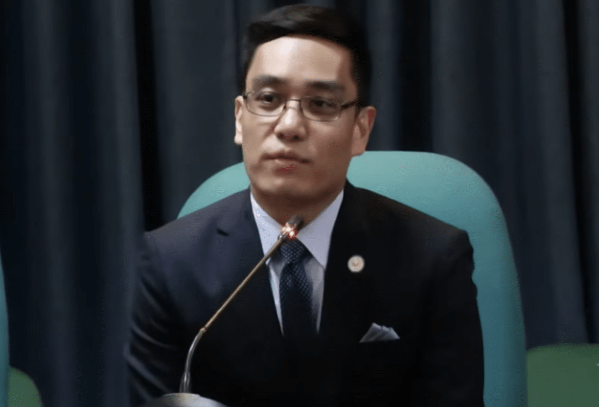 サラ・ドゥテルテ副大統領、資産疑惑の防御に銀行・税務記録の提示を弁護士が提言