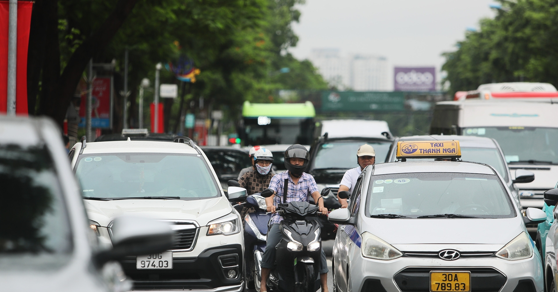 ハノイ市、電動バイク転換へ最大770ドルの補助金を提案