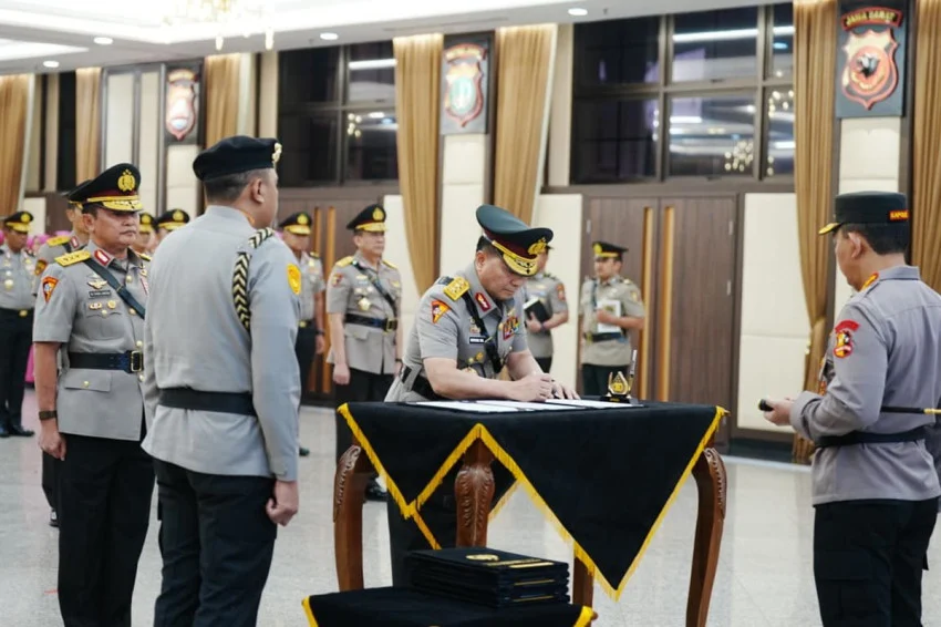 Indonesian National Police Conducts Officer Reshuffle