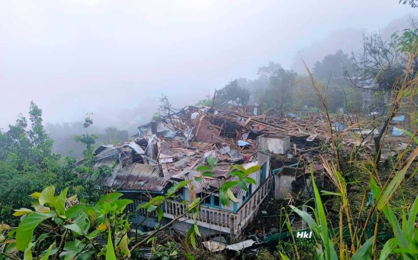 ミャンマー国軍、ミャンマー中部ミャンマーミンタッ市を空爆、南部ラウンロンで住民2名が銃撃される