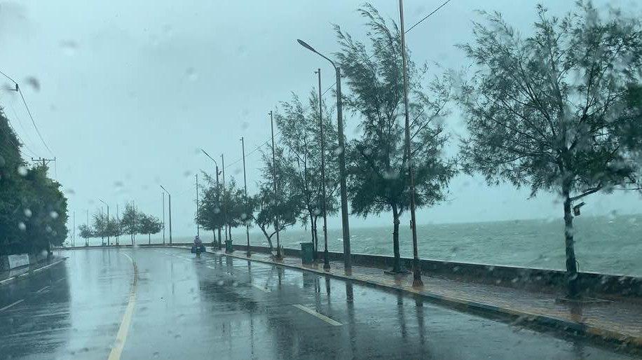 Cambodia Coastal Areas Brace for Increased Rainfall This Weekend