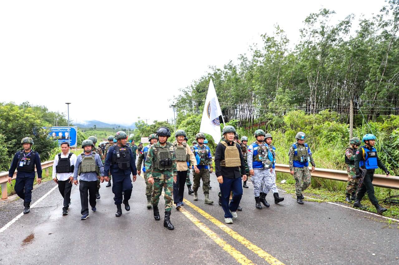 ASEAN Observers Visit Damaged Bridge Near Cambodia-Thailand Border