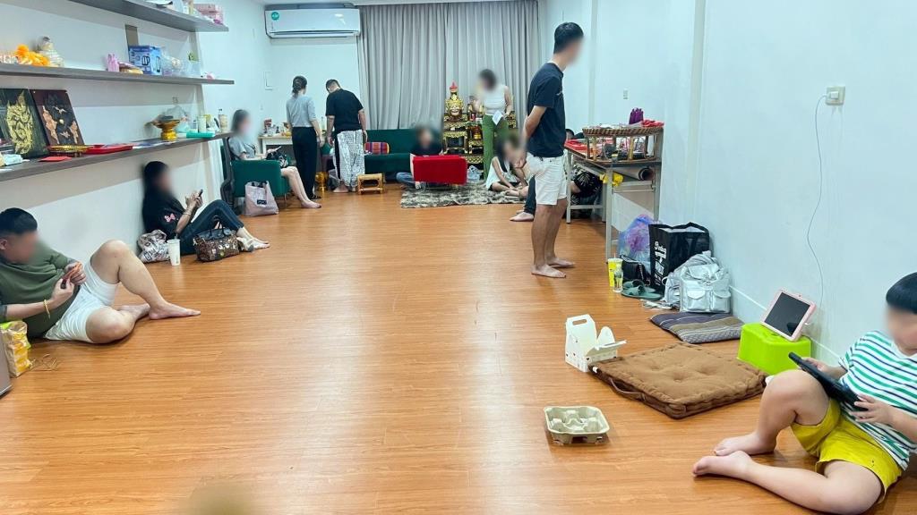 チェンマイの有名占い師、義理の娘への性的暴行容疑で逮捕