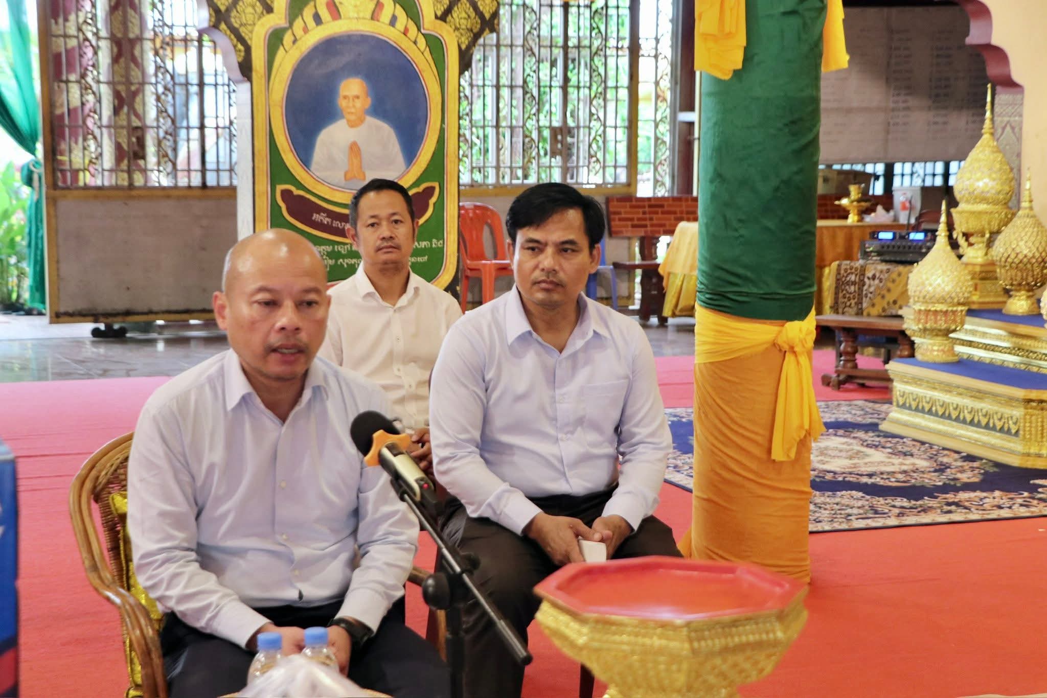 Svay Rieng Governor Donates Funds and Supplies to Four Pagodas Supporting High School Exam Candidates