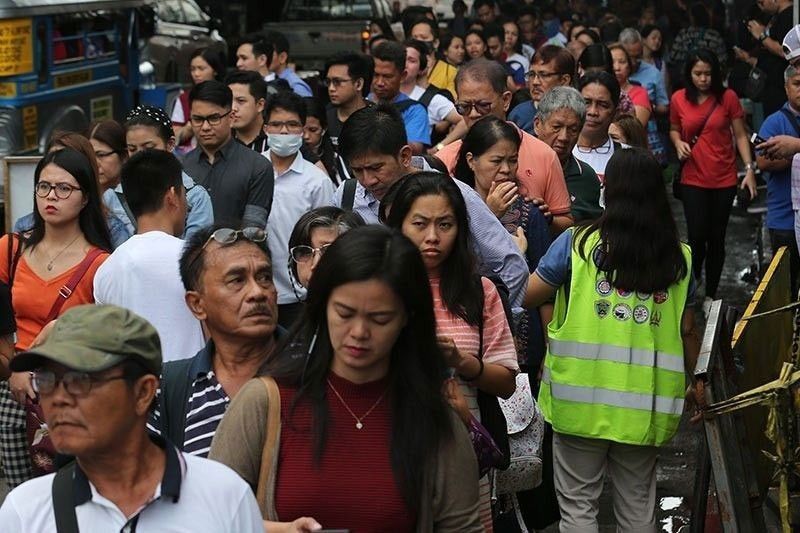 Philippines Middle Class Bears Brunt of Economic Squeeze, Study Finds