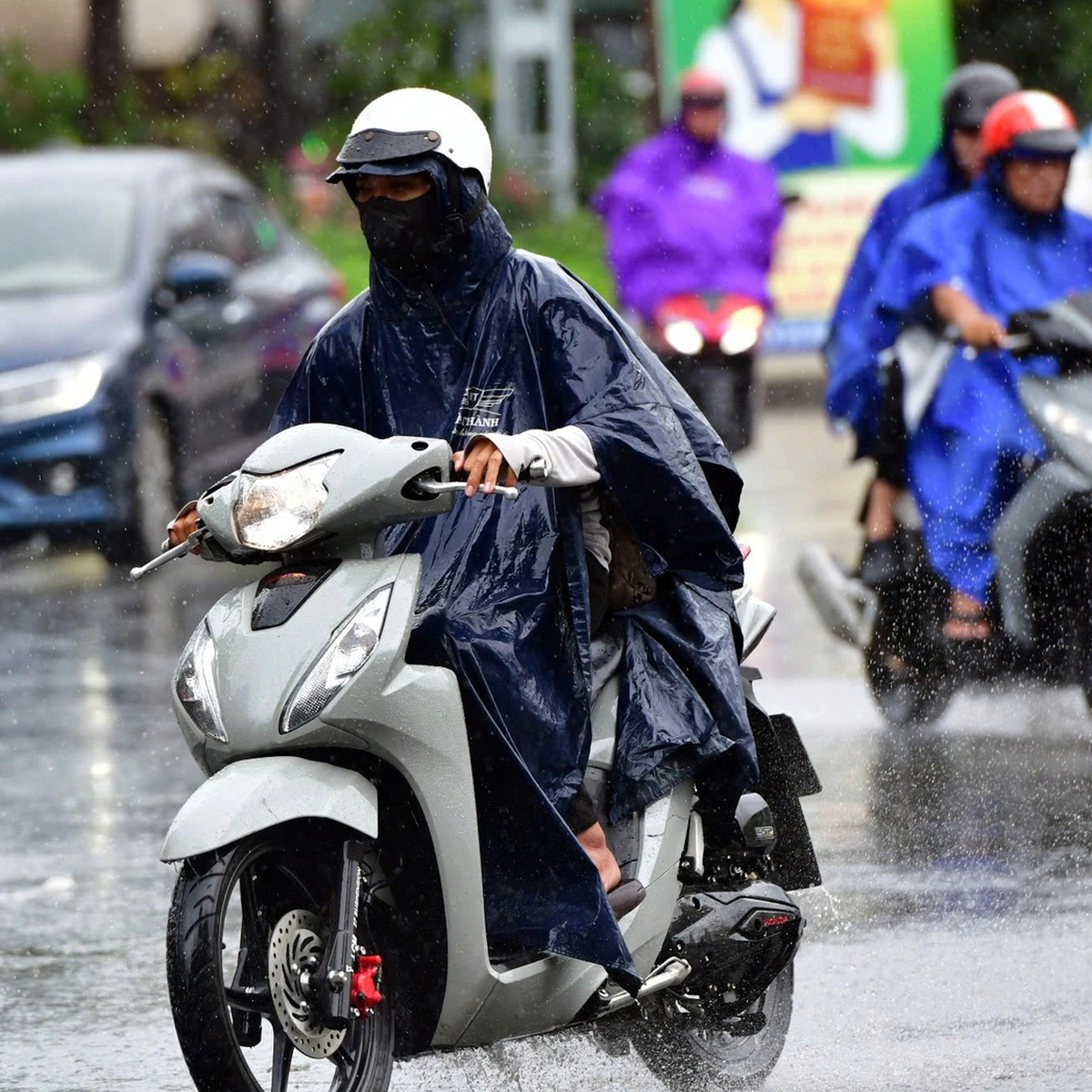 ベトナム北部、熱帯低気圧が台風へ発達の可能性 豪雨に警戒