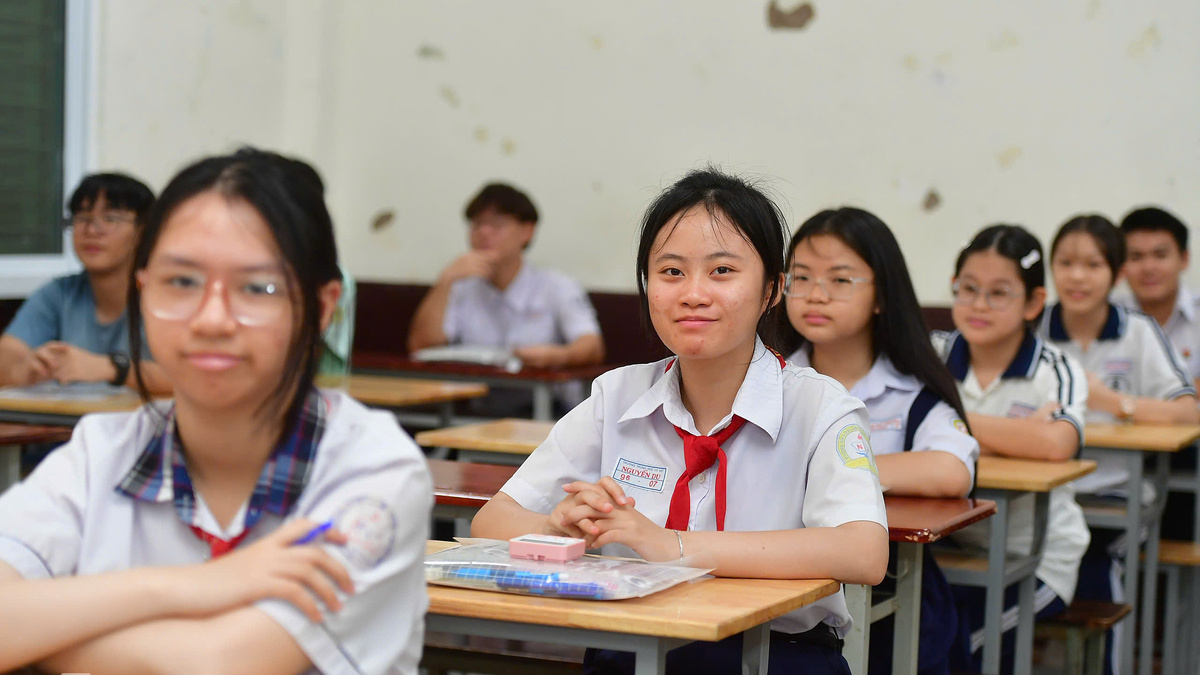 Ho Chi Minh City: Top High School Entrance Exam Scores Reach 29.75, Signaling Intensified Competition