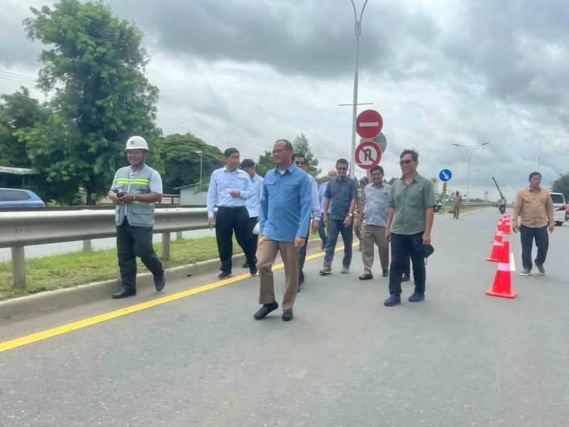 Kampot Province Installs Solar Streetlights to Enhance Road Safety and Boost Economy