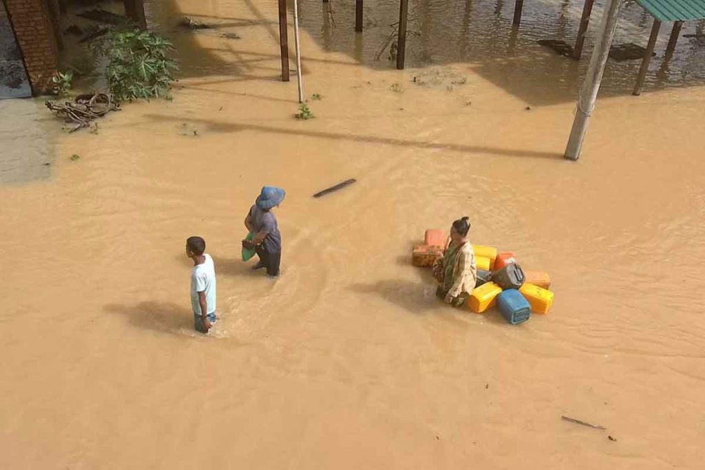 Second wave of flooding displaces 2,000 in Tanintharyi Region as military blockade on aid continues