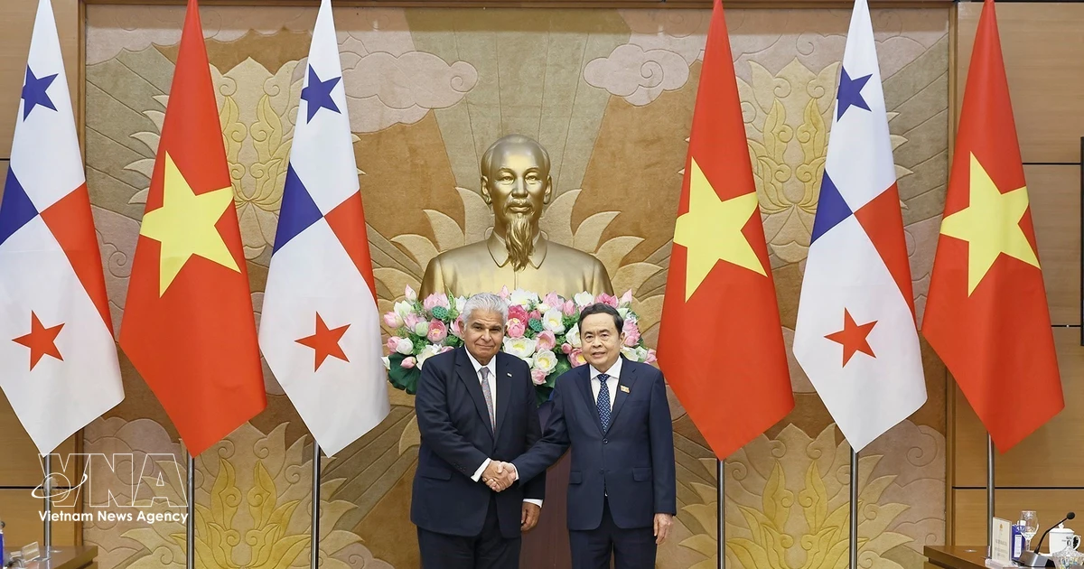 Vietnam, Panama Agree to Boost Ties, Deepen Cooperation