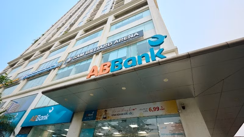 ABBank、上半期税引前利益3兆ドン超、通期目標の67%達成
