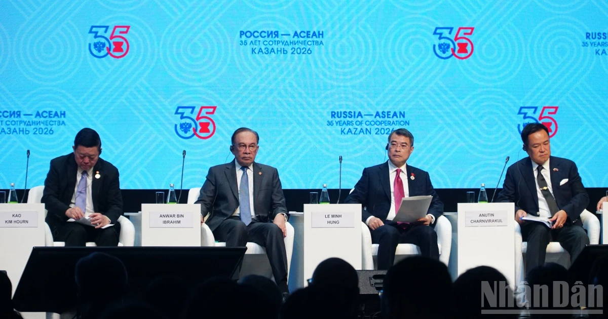 Vietnam PM Proposes Enhanced ASEAN-Russia Cooperation; Russian Expert Praises Energy and Technology Focus