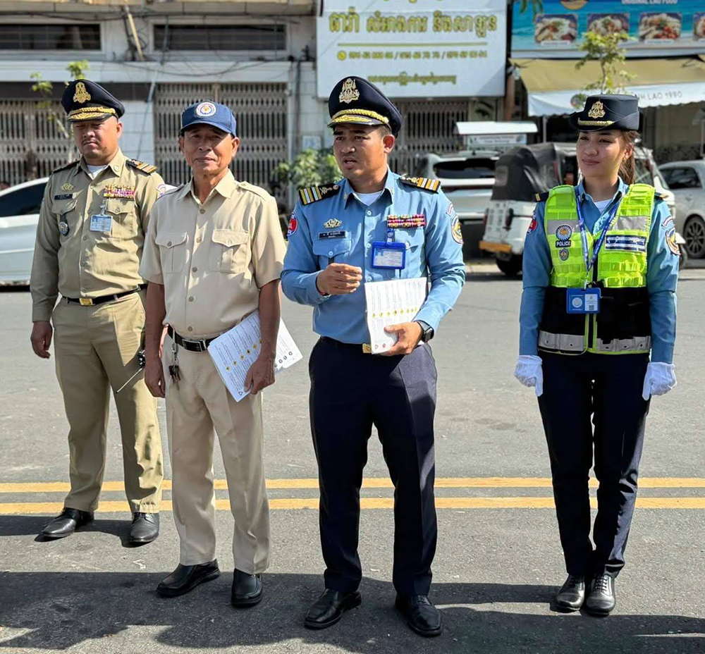 シハヌークビル、交通安全啓発活動で事故削減へ