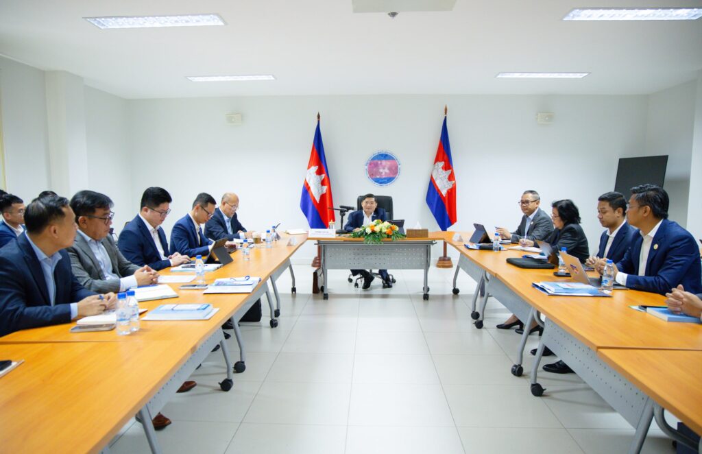 Cambodia Urges Diplomats to Enhance Worker Protection and Seek New Job Markets