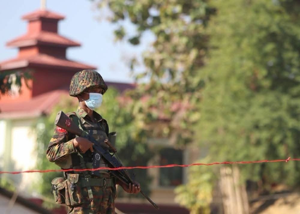 レバデインの寺院住職の死、地元住民は駐留軍を非難
