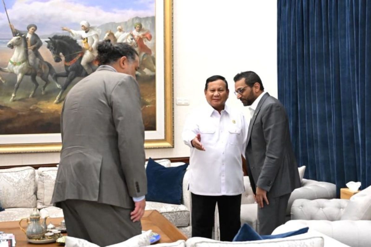 Prabowo, FBI discuss return of smuggled Indonesian artifacts